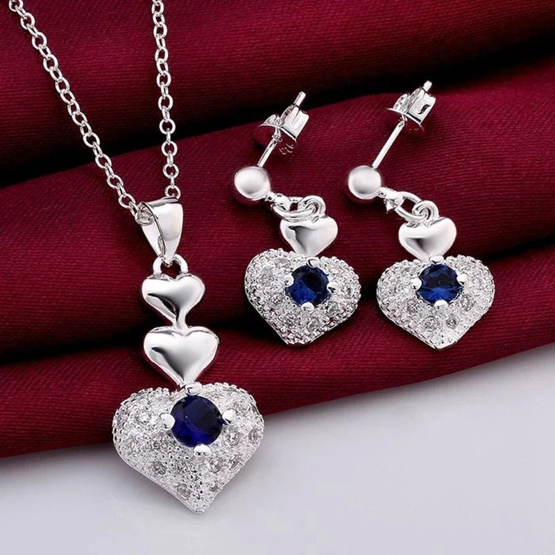 NOBLE HEART SAPPHIRE SET